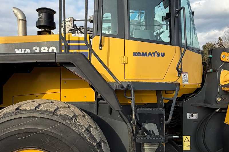 OmecoHub - Immagine KOMATSU WA380-6